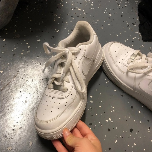 Air force 1s - Picture 4 of 4